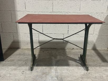 Rectangular bistro table, metal top, cast-iron...