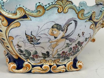 NEVERS, Montagnon.
Planter with two handles...