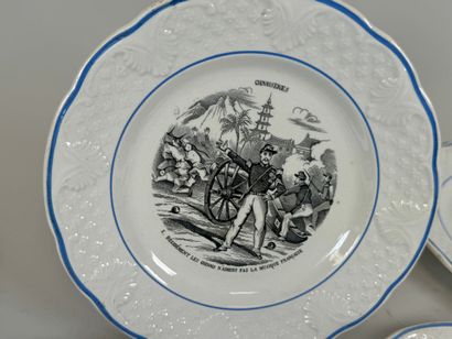 CHOISY le Roi.
Nine fine earthenware plates...