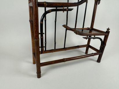Petite étagère à poser en bambou et bois...