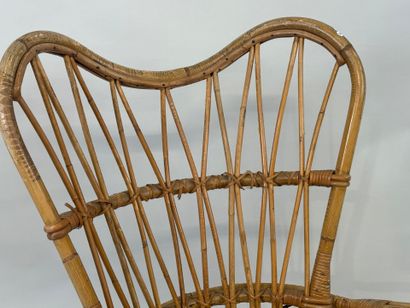 Openwork wicker armchair.
93 x 70 x 60 c...