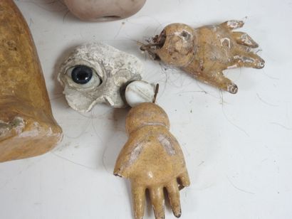Doll, porcelain head, glass eyes (damaged),...