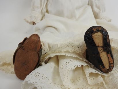 GK (Gébruder Kulentz).
Large doll with bisque...