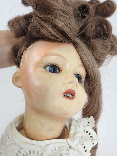 SFBJ.
Boiled cardboard head doll, open eyes,...