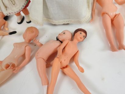 Lot of ten small plastic bathers, including...