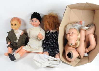 Set of four plastic and celluloid dolls.
H....