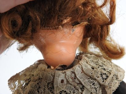 JUMEAU.
Plastic head doll, sleeping eyes,...