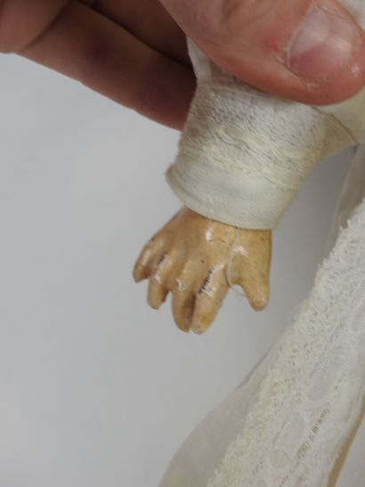 SFBJ.
Bisque head doll, fixed eyes, open...