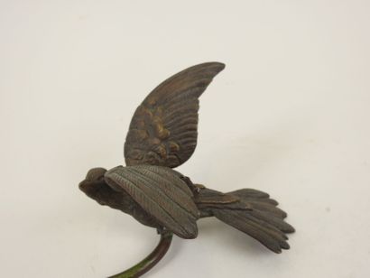 École du XXe.
Oiseau sur une branche.
Sujet...