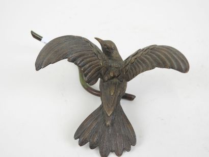 École du XXe.
Oiseau sur une branche.
Sujet...