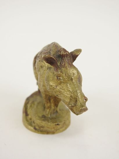 A. RENEVEY (XXe).
Le sanglier.
Petit bronze...