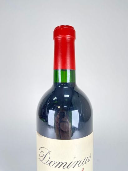 NAPA VALLEY. Dominus. Christian Moueix. 2002....