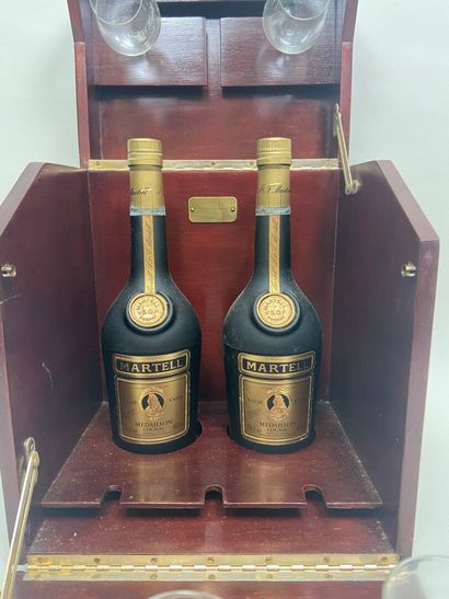 COGNAC. Martell. VSOP Médaillon. 2 bt. Includes...