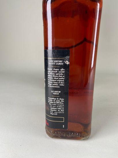 RHUM. Saint James. Vieux Rhum Agricole. 1...