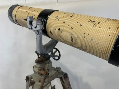 Importante longue-vue astronomique en métal,...
