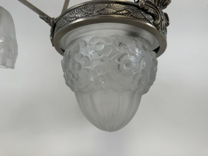 Lustre en verre moulé à trois feux de lumière,...