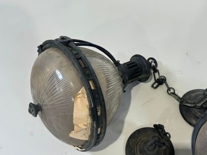 Paire de suspensions d'extérieur en métal...