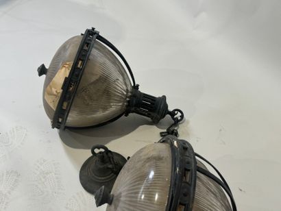 Paire de suspensions d'extérieur en métal...