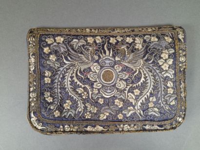 Evening clutch in silk satin with an Asian-inspired...