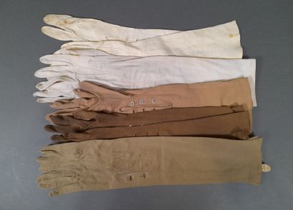 Important lot of leather or jersey gloves,...