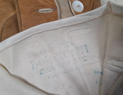 Important lot of leather or jersey gloves,...