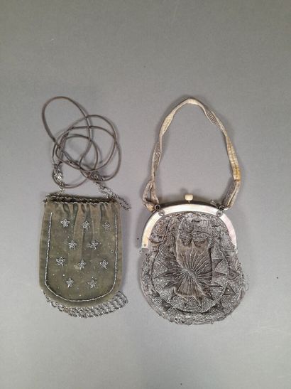 Set of two evening bags including : 
- A...