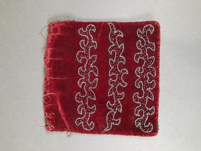 Set of three cut velvet bags adorned with...