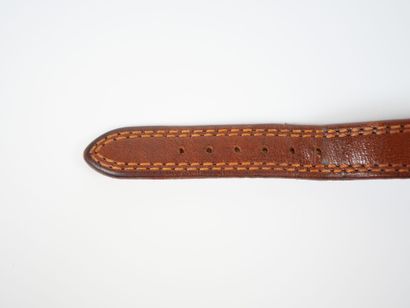 OMEGA.
Men's wristwatch, circular case in...