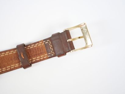 OMEGA.
Men's wristwatch, circular case in...