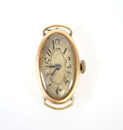 Oval ladies' wristwatch case in 18K yellow...