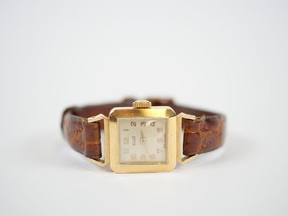 TISSOT.
Ladies' wristwatch, square case in...