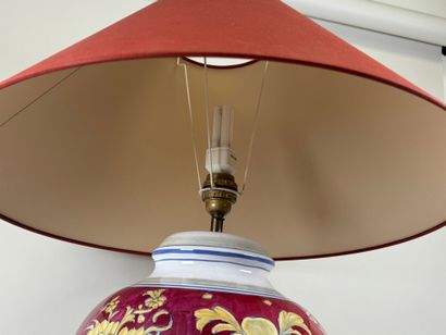 Important polychrome ceramic lamp decorated...