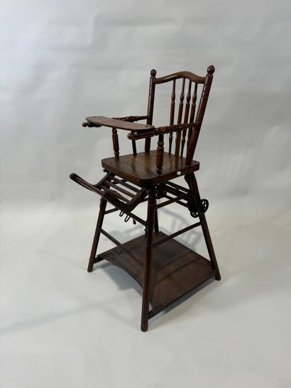Baby chair in turned wood.
91 x 47 x 47 ...