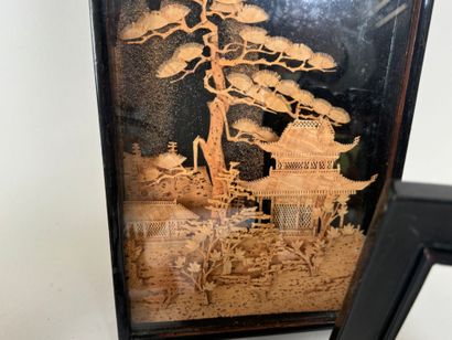 CHINA, 20th century.
Collection of 7 glass...