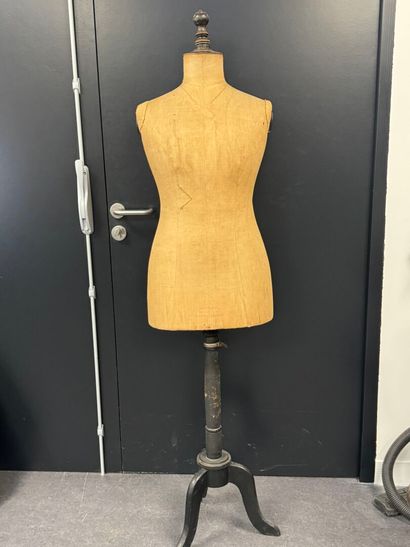 STOCKMAN pour les GALERIES LAFAYETTE.
Mannequin...