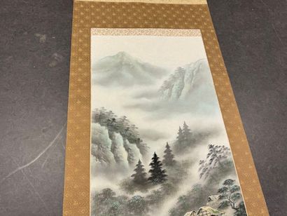 JAPON, XXe. 
Kakémono à décor d'un paysage...