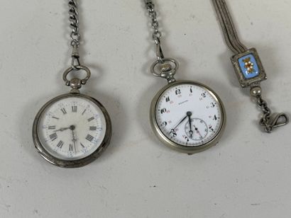 Lot of 2 pocket watches, one silver and the...