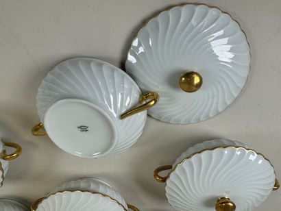 HAVILAND in LIMOGES.
White and gold porcelain...