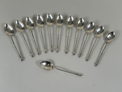 CHRISTOFLE.
Série de 12 cuillères à moka...