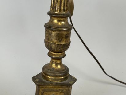 Brass tripod candlestick.
Mounted as a lamp.
19th...