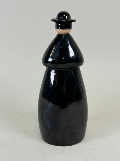 ROBJ in PARIS.
Polychrome porcelain bottle...