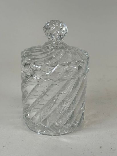BACCARAT.
Twisted molded crystal covered...