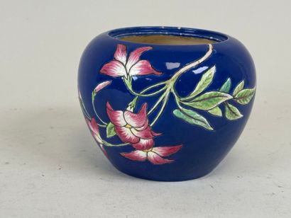 Eugène COLLINOT (1824-1889).
Polychrome enameled...