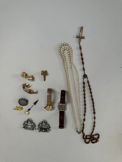 Lot of costume jewelry including 2 wristwatches,...