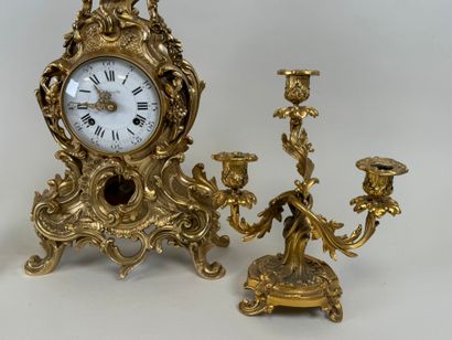COLLECTION D'ART.
Garniture de cheminée en...