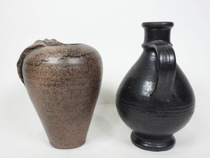 Set including :
- Black-glazed ceramic pitcher,...