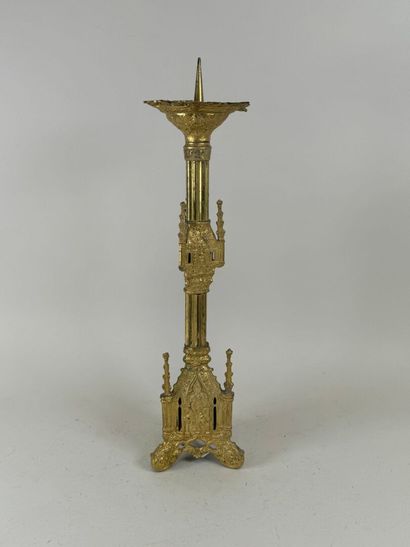 Large gilded metal cathedral picnic.
Late...
