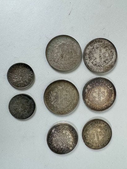 Lot de pièces de monnaies en argent dont...