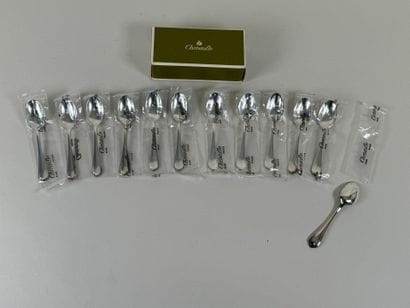 CHRISTOFLE.
Série de 12 cuillères à moka...