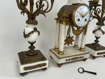 PERREAU in Montrichard.
White marble and...